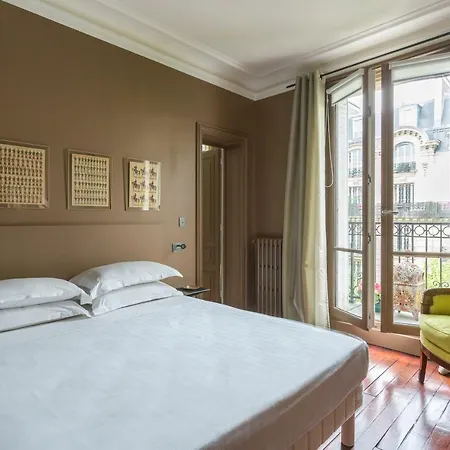 Apartment Avenue De La Bourdonnais Iv By Onefinestay Paris